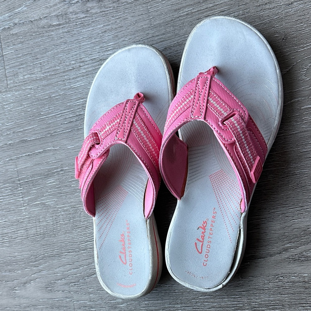 Clarks Women's Vibrant Pink Sandals